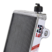 Load image into Gallery viewer, RADIATOR EM-01